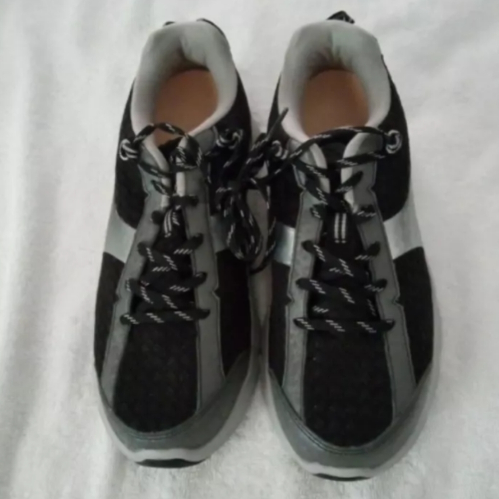 Dr. Comfort Diabetic Sneakers